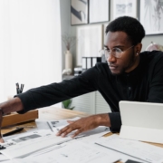 difference between payroll and bookkeeping